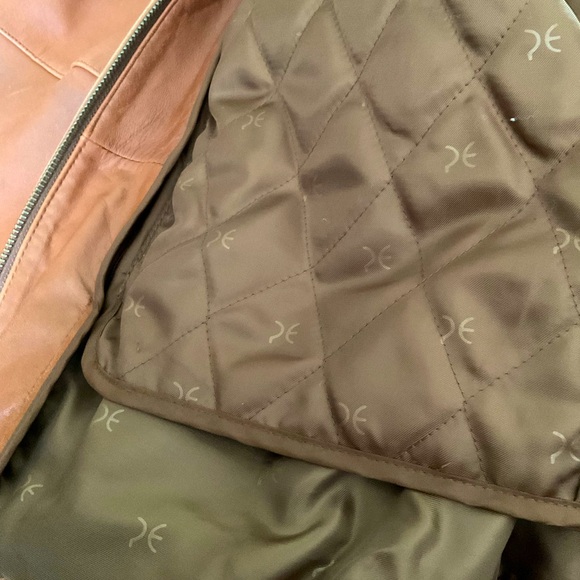 VINTAGE LEATHER BOMBER JACKET - Picture 5 of 10